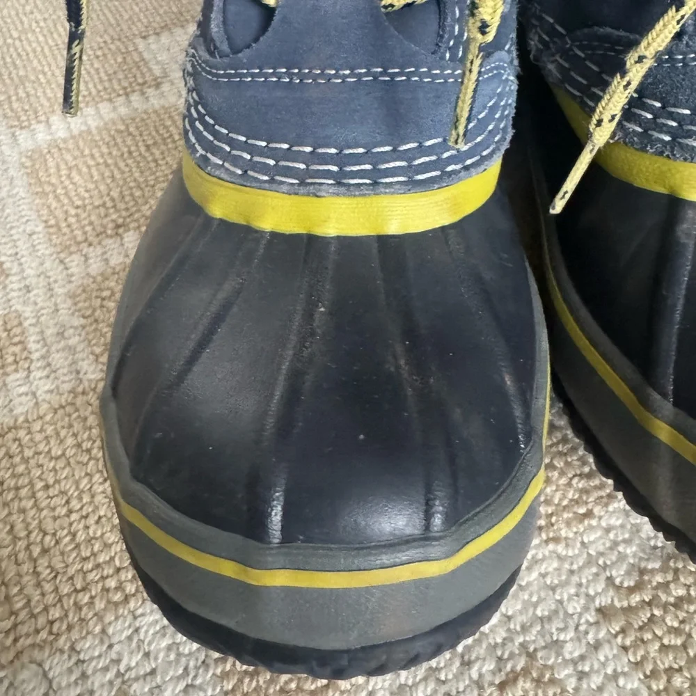 L.L. Bean Kids Sherpa Lined Waterproof Duck Boots Outdoor Shoes Navy Size 3